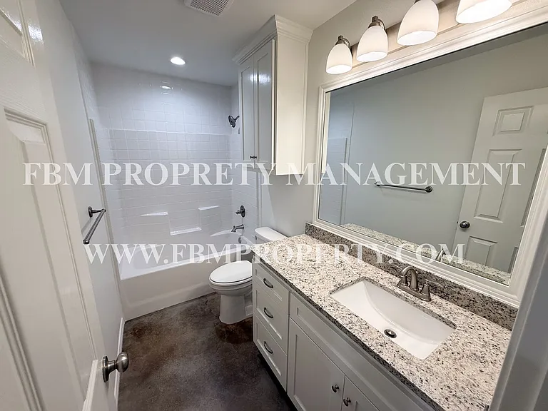 114 E Camden St - Brand New 2 Bedroom, 2 Bathroom Duplex Located in Rice, TX! — Photo 10