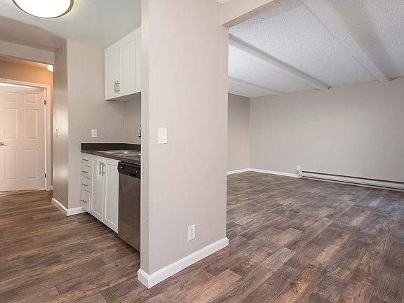 2nd image of 202 Calvert Dr #172