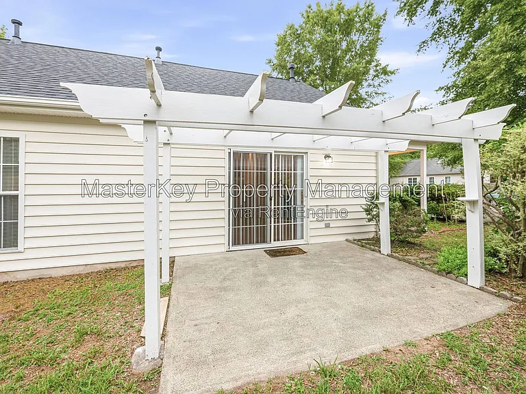 6307 Forest Ridge Dr — Photo 43