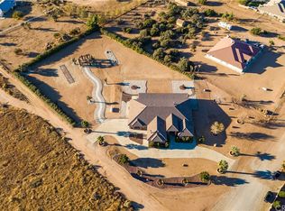 10990 Rodeo Rd, Oak Hills, CA 92344