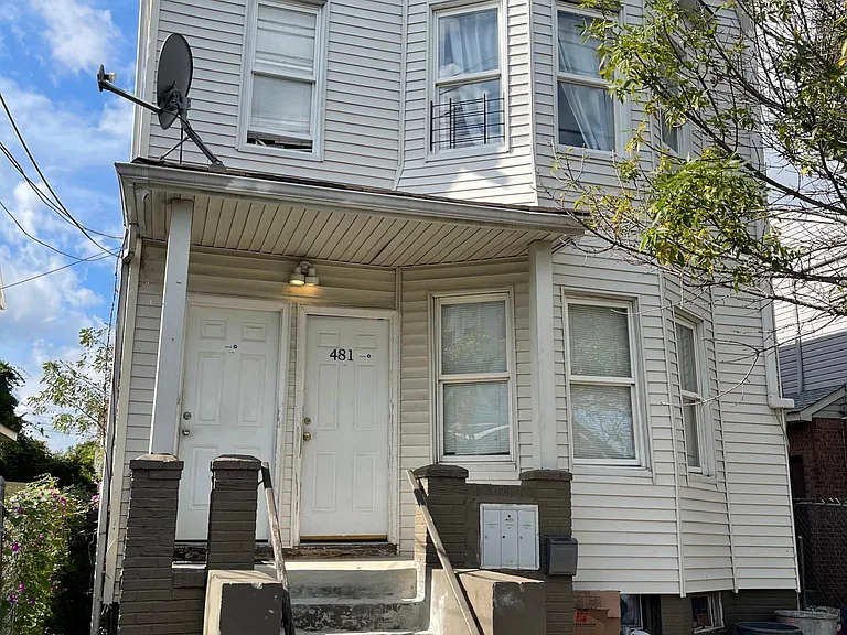 481 S 11th St #1 — Photo 1