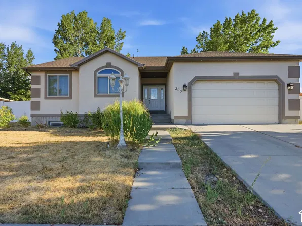 303 W Lakeside Dr, Stansbury Park, UT 84074