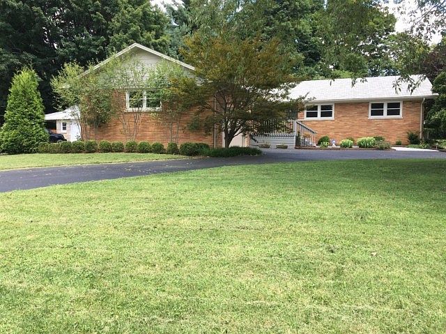 1st image of 531 Southbend Dr
