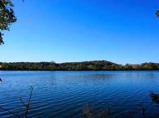 408 Lakeview Cove Dr, Loudon, TN 37774