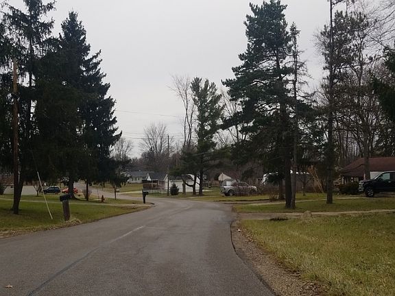 4th image of 2133 Rocklyn Dr