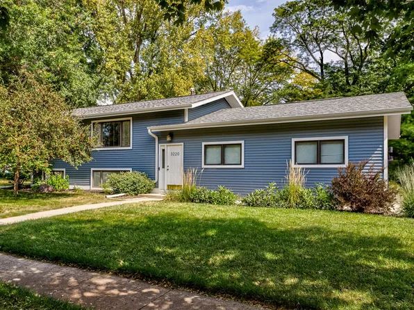 3220 Diamond St, Ames, IA 50010