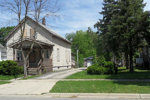 2nd image of 756 George Ave