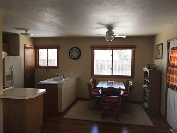Kitchen and Dining 1