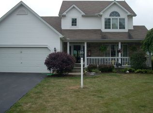 2867 Spring Meadow Cir, Youngstown, OH 44515