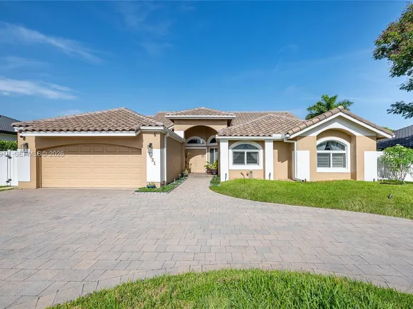 1551 SW 52nd Ter, Plantation, FL 33317