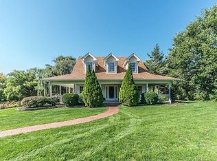 27754 Arsenal Rd, Flat Rock, MI 48134