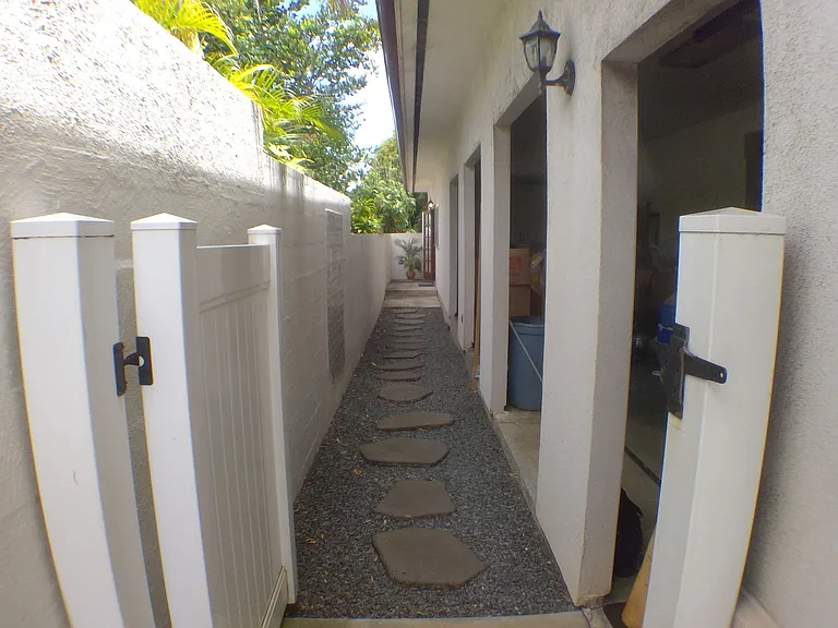 6109 Kalanianaole Hwy — Photo 8