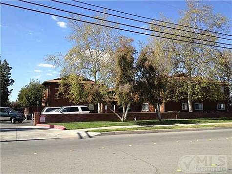 3rd image of 390 N 1st St N Unit 22