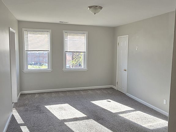 2nd image of 5542 Midwood Ave #2
