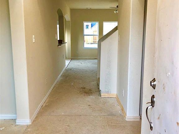 2nd image of 10022 Stone Briar Dr