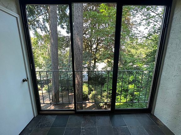 3rd image of 6732 112th Ave NE APT 7A