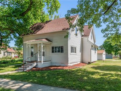 110 S 3rd Ave, Huxley, IA, 50124