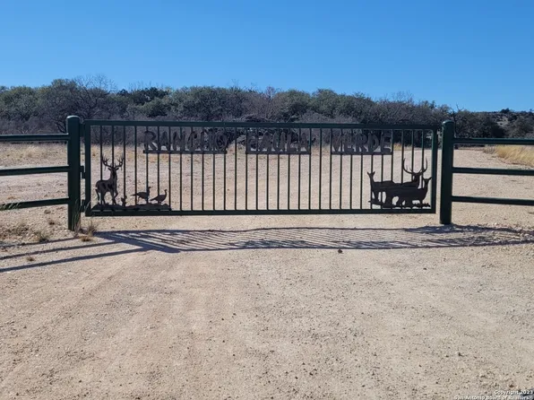 13 Rancho Paula Verde West, LOT 13, AC 33.21 LOT 13, Rocksprings, TX 78880