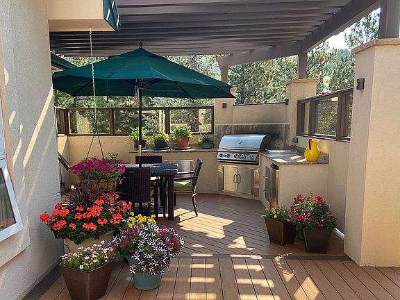 3rd image of 1048 Ponderosa Way