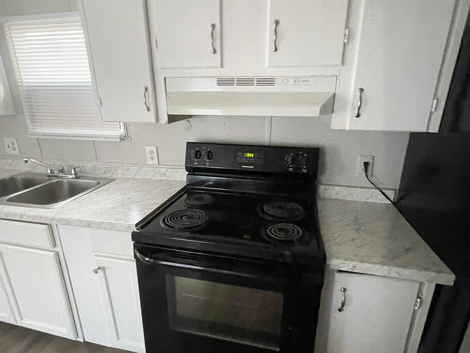 3 bed, $800 — Photo 2