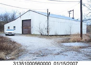 2nd image of 3899-3911 Sauk Trl