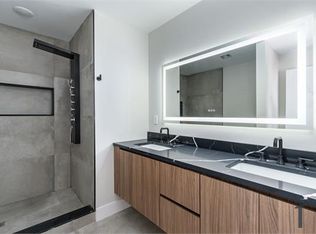 936 W Dakota St #B, Philadelphia, PA 19133