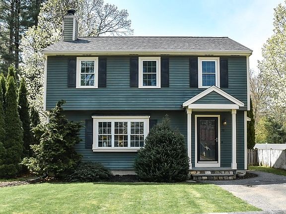 2nd image of 37 Great Lake Dr