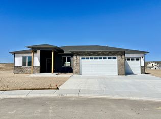 522 Shadybrook Dr, Spring Creek, NV 89815