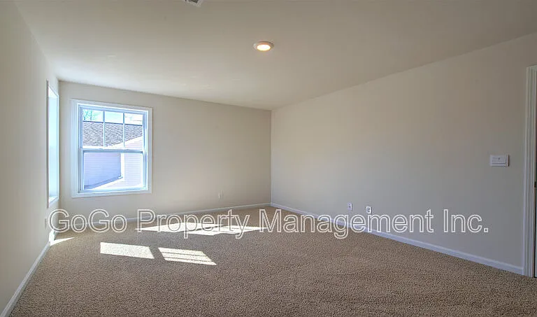 208 Reynard Trl — Photo 14