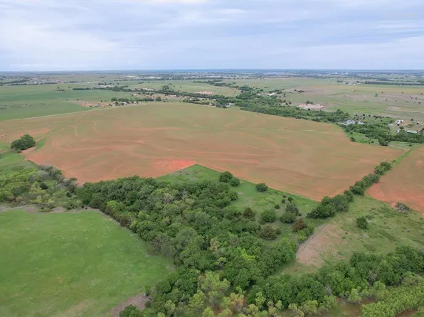 N 2260th Rd, Clinton, OK 73601