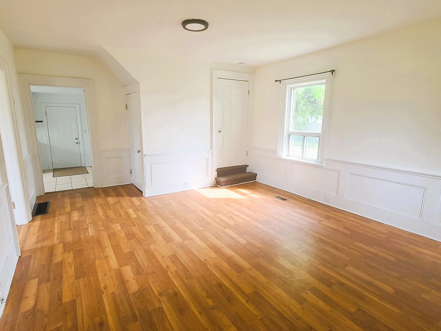 3 bed, $2,800 — Photo 4