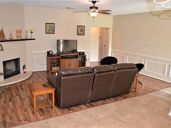 4th image of 4209 Negril Ct