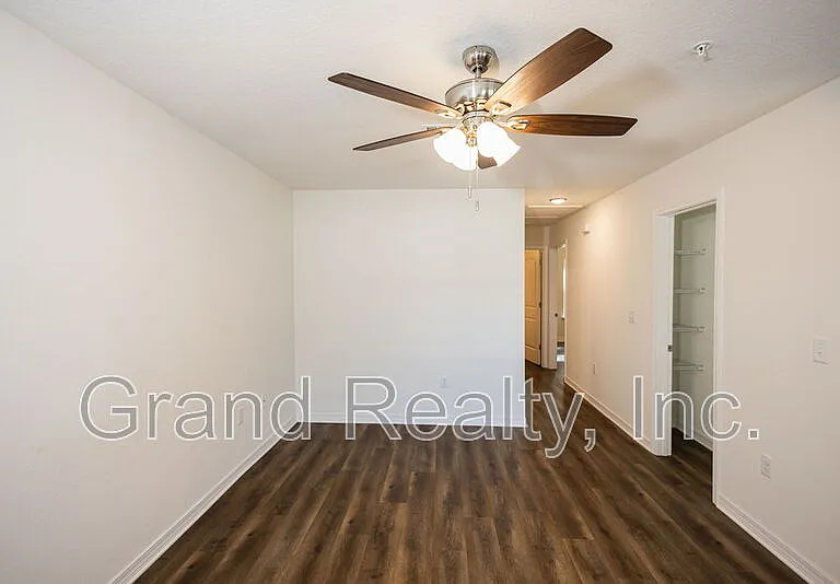 6283 Holland Rd — Photo 10