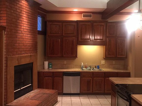 Kitchen cabinets (there is a pantry and another smaller set