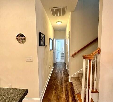 4th image of 5302 Orchard Villas Cir