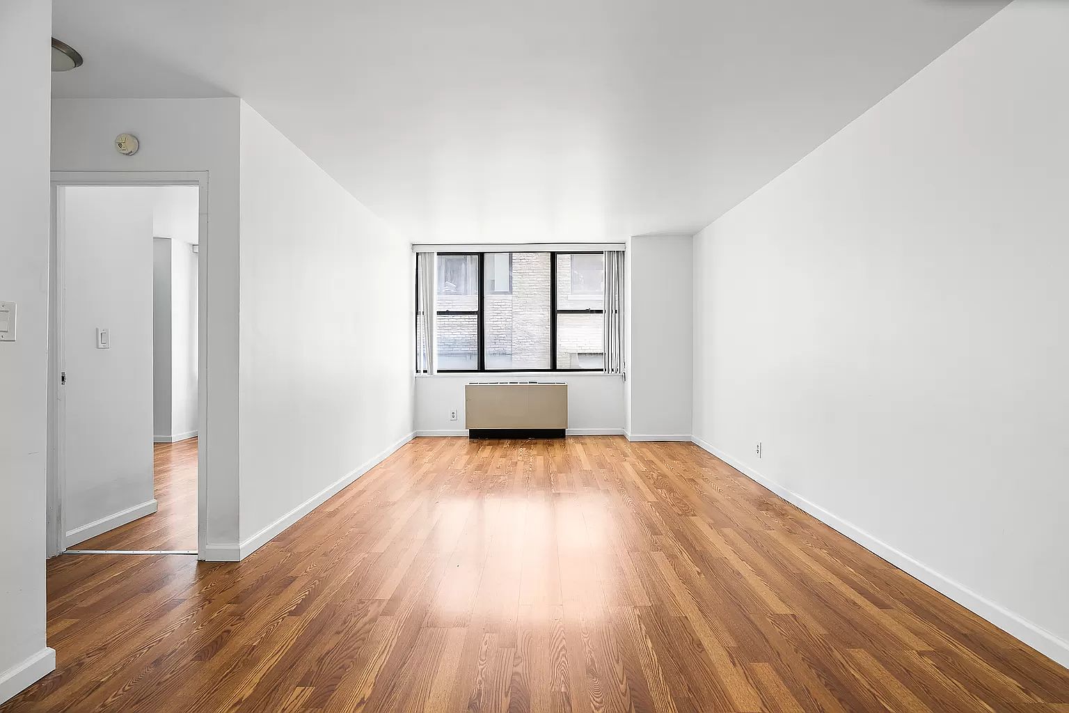 301 E 45th St APT 4A, New York, NY 10017 | Zillow