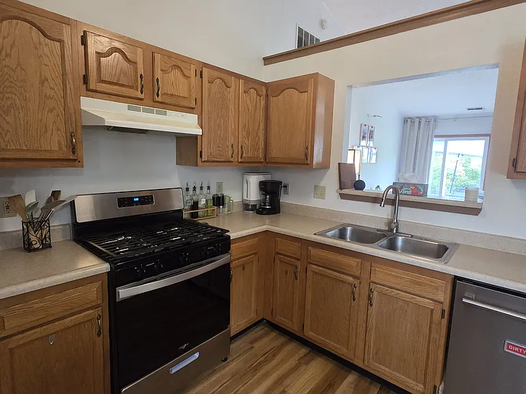 3113 Bluster Dr — Photo 5