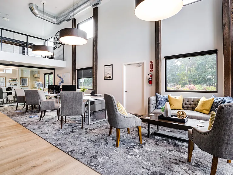 Knol Apartments — Photo 11