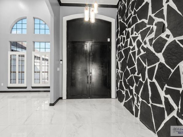 6948 Wild Olive Dr, Brownsville, TX 78526