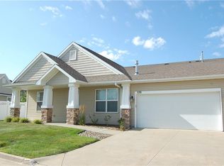 570 82nd St, West Des Moines, IA 50266