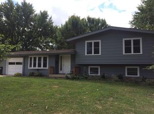 405 W Washington St, Mount Ayr, IA 50854