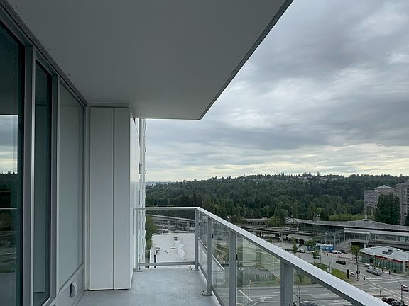 2nd image of 3833 Evergreen Pl #33