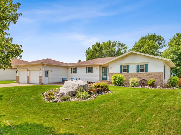 1420 Sunset Blvd, Hawley, MN 56549