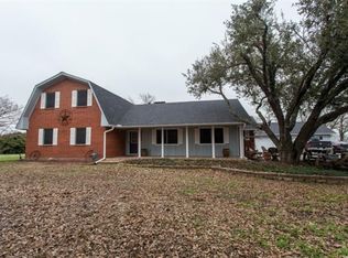 2910 Harlow Rd, Commerce, TX 75428