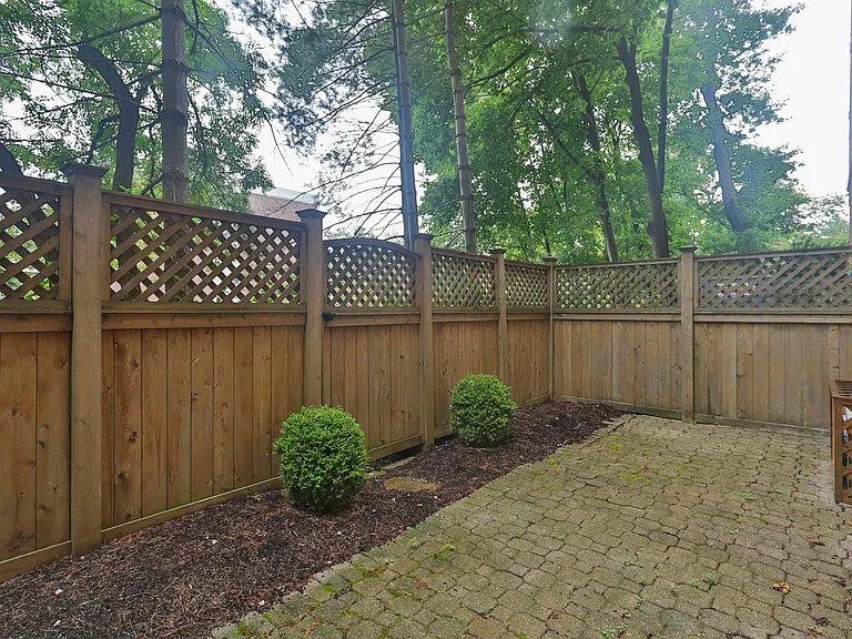 15 Lafayette Ct #1B — Photo 24