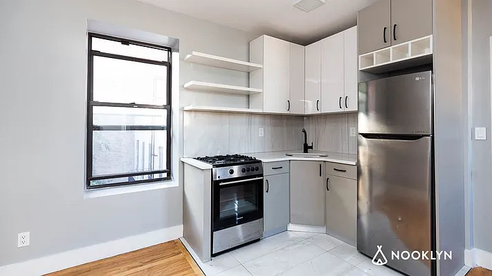 Rented by Nooklyn NYC LLC | media 24