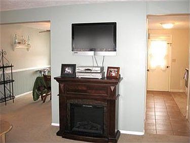 4th image of 1818 Higby Dr #112