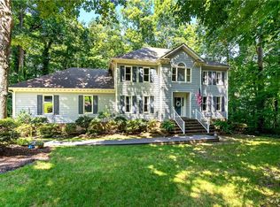 5902 N Point Ct, Midlothian, VA 23112