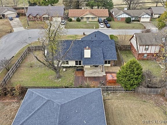 3rd image of 6763 S 90th East Ave