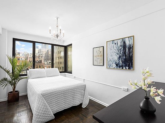 3rd image of 120 E 79th St APT 9B